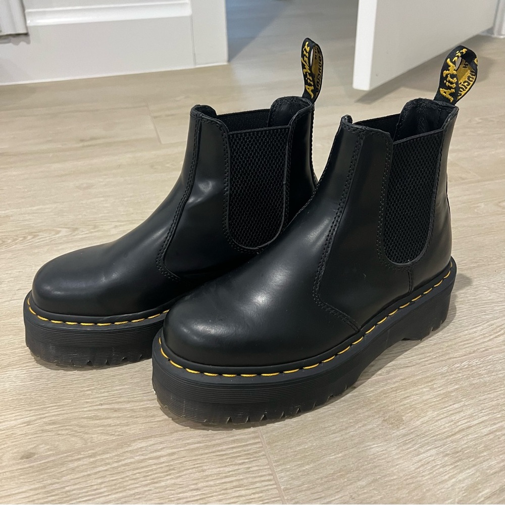 Dr Martin Chelsea Bootie